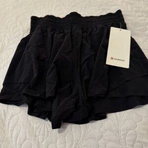 Lululemon Shake it out shorts